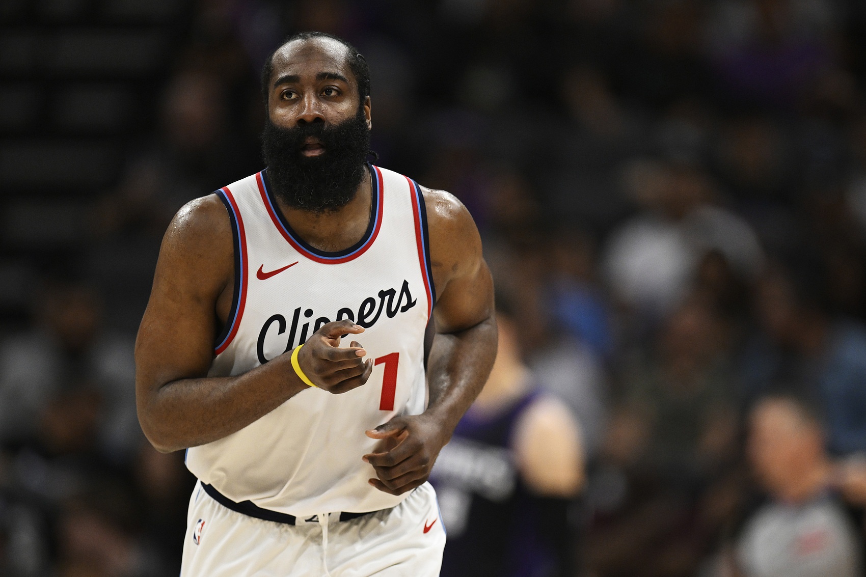 洛杉矶快船迎NBA季后赛关键赛；国际比赛日手感冰凉；信心回归；细节决定成败的简单介绍