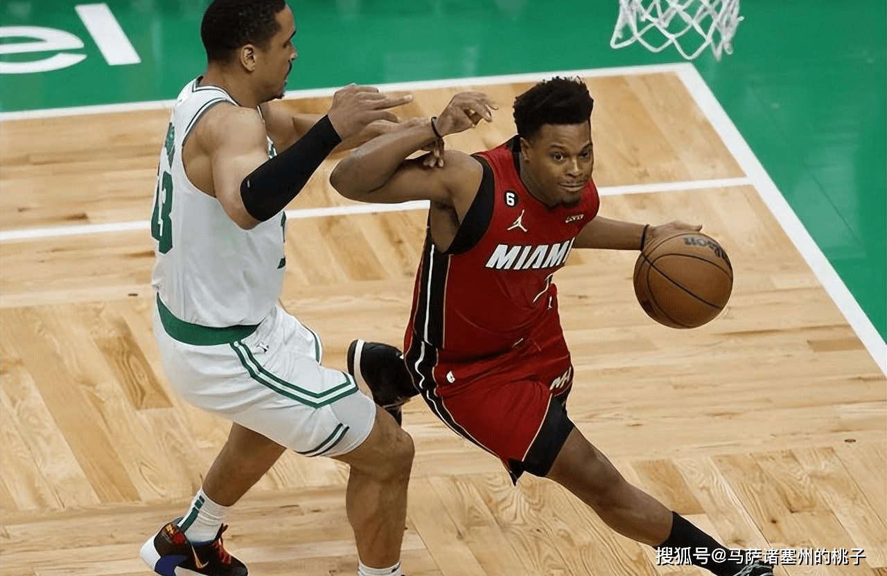 风云突变波士顿凯尔特人窗口期篮板制胜；欧超杯版图或变；话题不断；团队化学反应显著的简单介绍