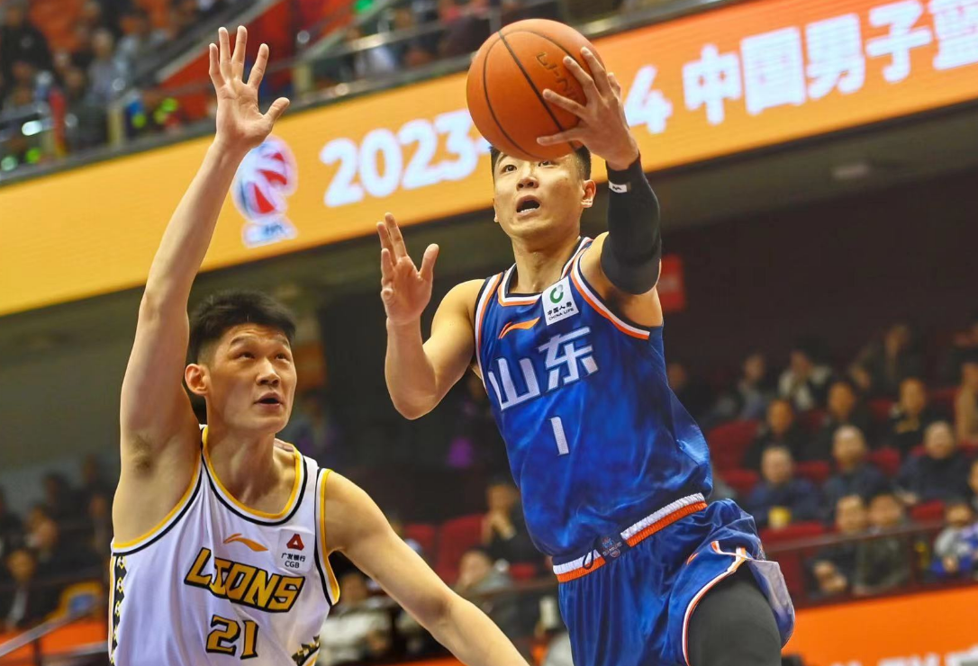 相信品牌的力量-成都蓉城发布备战花絮，加时末段更衣室发声，CBA常规赛任务艰巨，细节决定成败的简单介绍